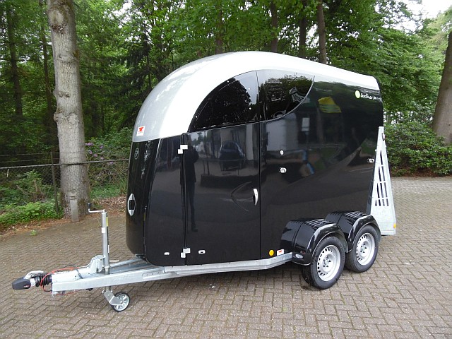 Bucker Careliner M