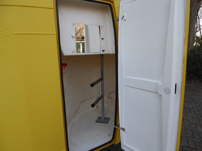 Atec Regency 2 paards Paaardentrailer met Zadelkamer