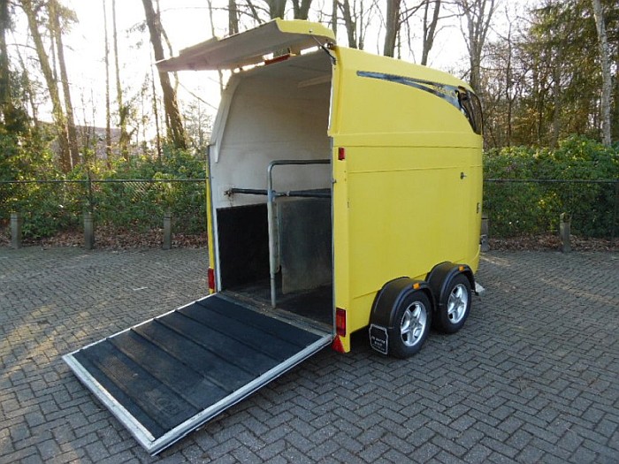 Atec Regency 2 paards Paaardentrailer met Zadelkamer