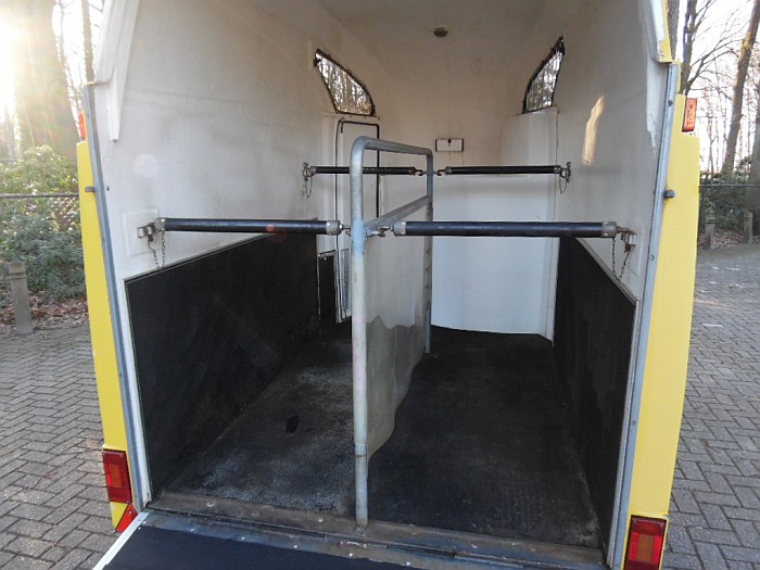 Atec Regency 2 paards Paaardentrailer met Zadelkamer
