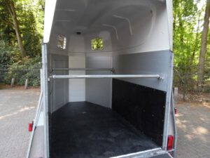 DWS Prestige aluminium paardentrailer