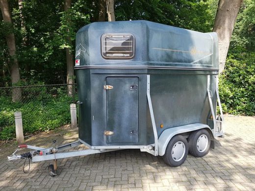 Weijer Ecuyer 2 Paards polyester paardentrailer