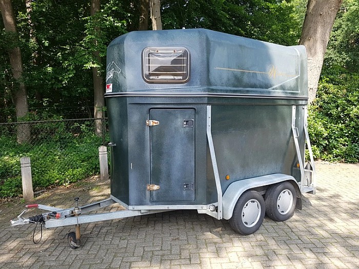 Weijer Ecuyer 2 Paards polyester paardentrailer