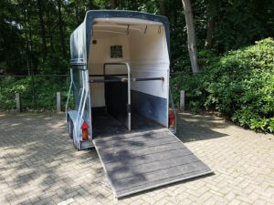 Weijer Ecuyer 2 Paards polyester paardentrailer