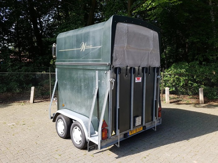 Weijer Ecuyer 2 Paards polyester paardentrailer