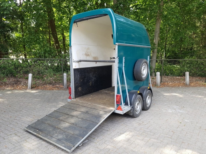 Atec Olympialine 1.5 paards polyester paardentrailer