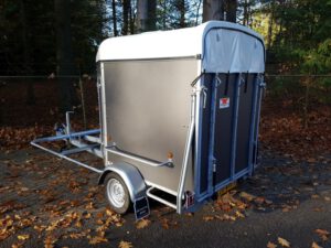 Enkelas-ponytrailer-met-koetsenframe