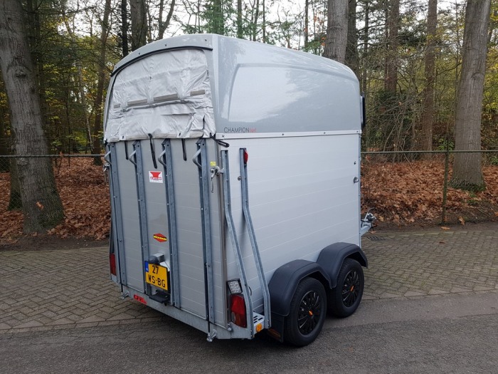 Bockmann 2 paards aluminium trailer