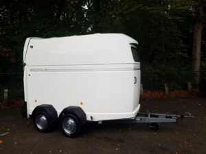 Westfalia Jupiter 2 paards polyester trailer