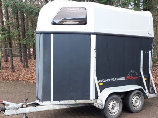 Hotra houten 1,5 paards trailer