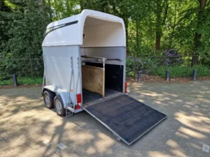 Atec 2 paards aluminium trailer met veulenrek
