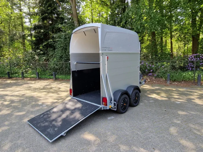 1,5 paards aluminium Bockmann trailer