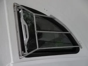 Bücker Careliner L Paardentrailer