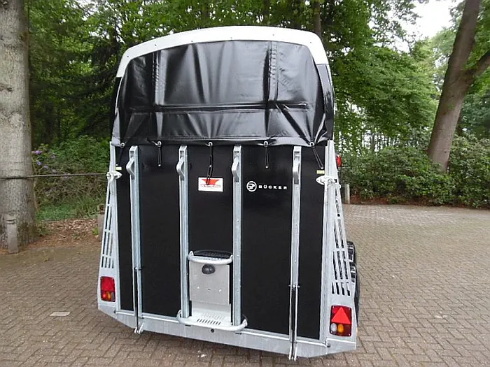 Bücker Careliner L Paardentrailer
