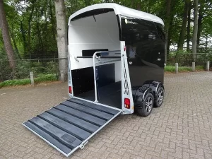 Bücker Careliner L Paardentrailer