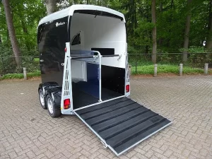Bücker Careliner M Paardentrailer
