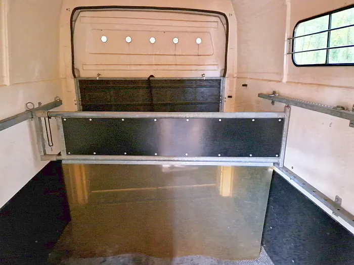 Thiel Matrix 2 paards paardentrailer