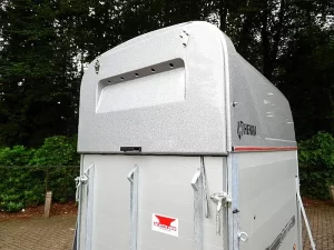 Henra Performance paardentrailer