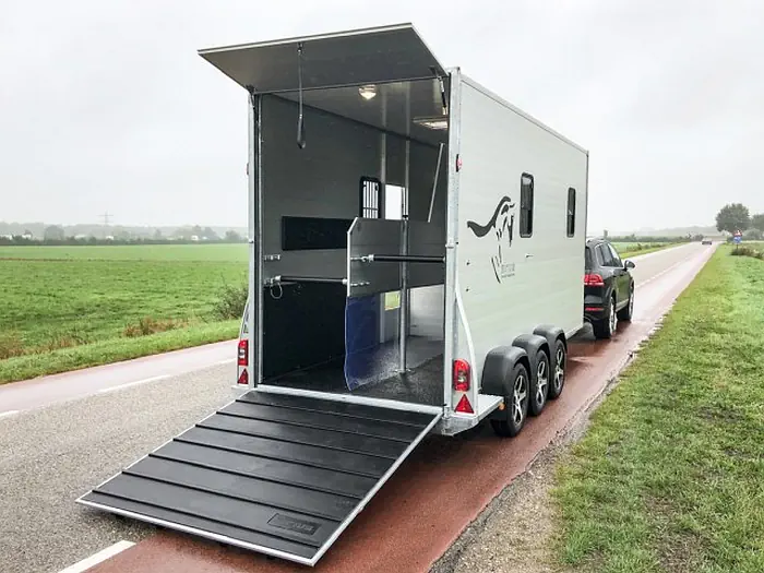 Sirius S-150, S-170 en S-190 Paardentrailers