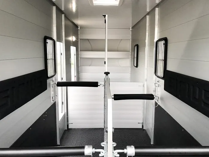 Sirius S-150, S-170 en S-190 Paardentrailers