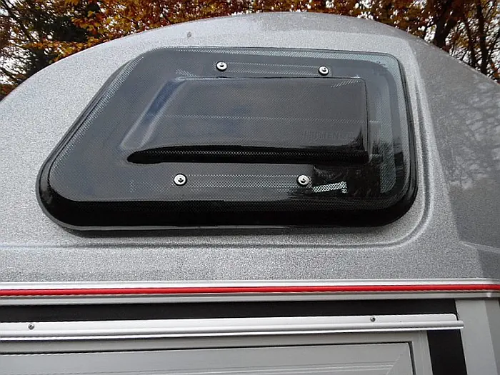 Henra Performance paardentrailer