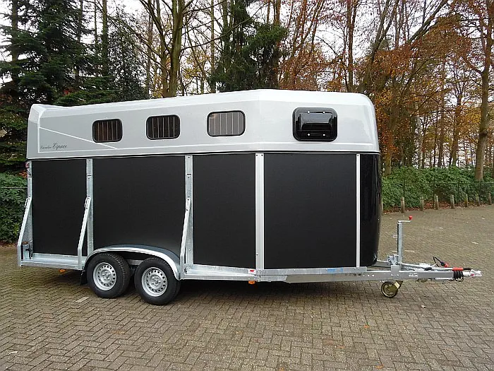 Weijer Cavalier Espace Paardentrailer