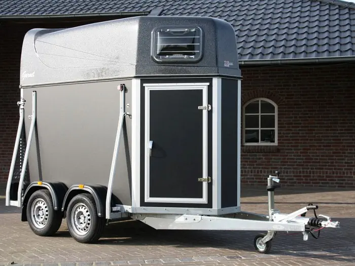 XX-Trail Garnet paardentrailer
