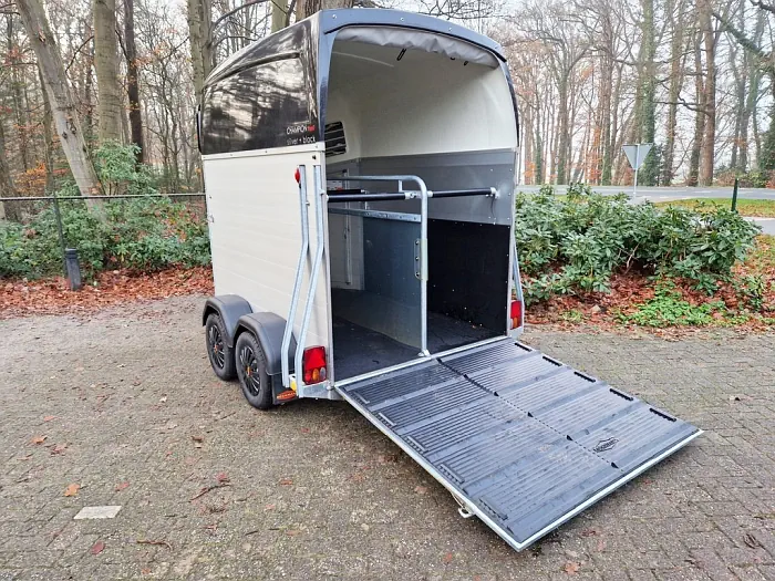 Bockmann Champion 2 paards aluminium trailer