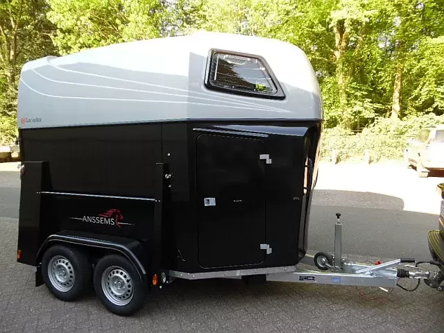 Anssems Ganador Paardentrailer