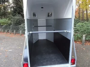 Henra Performance paardentrailer