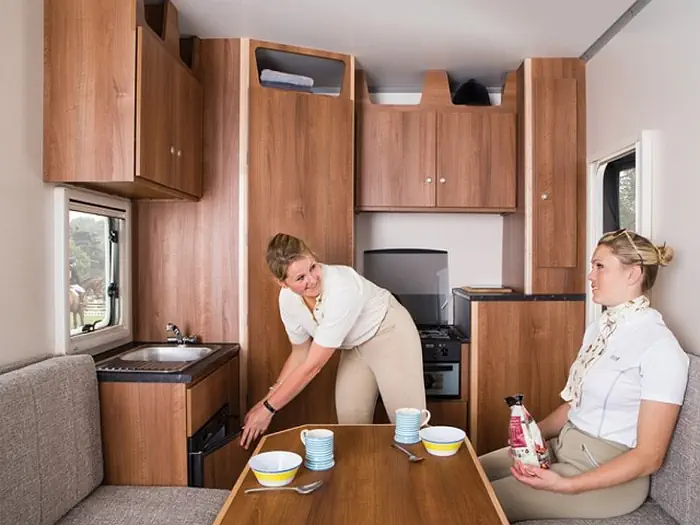 iFor Williams Eventa M & L Paardentrailers