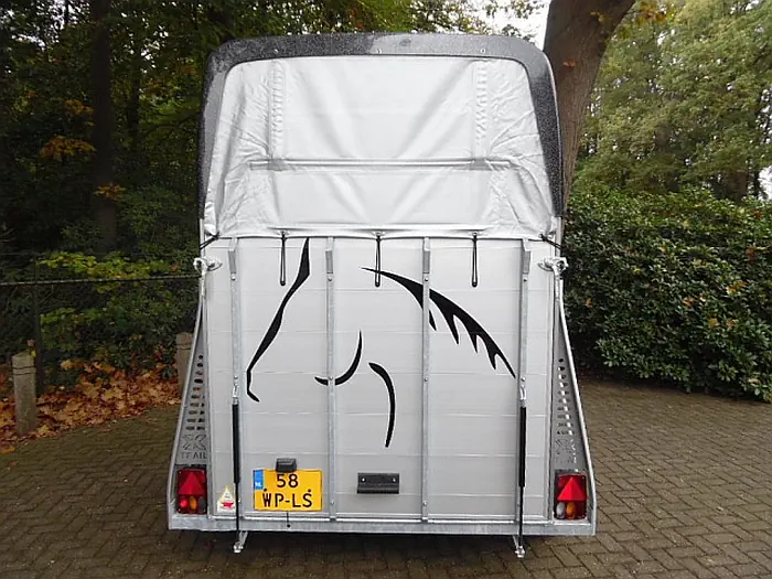 XX-Trail Jade Paardentrailer
