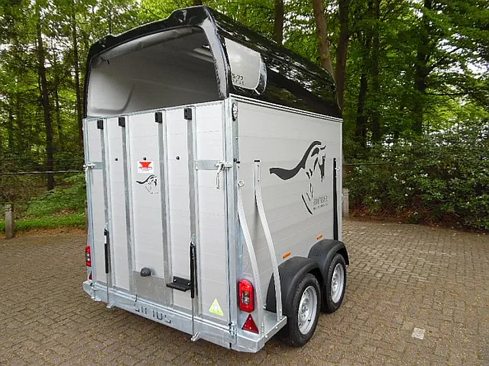 Sirius S-77 en S-77-L Paardentrailers