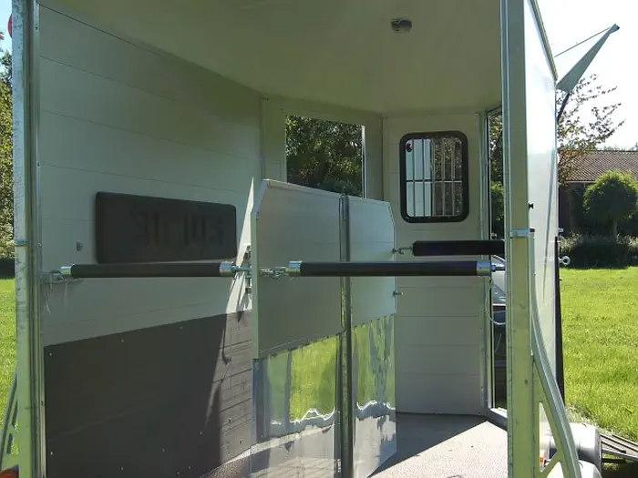 Sirius S-80L, S-80, S-90L en S-90 Paardentrailers