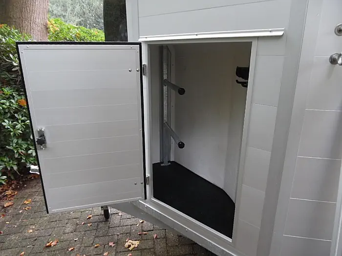 XX-Trail Stinger paardentrailer