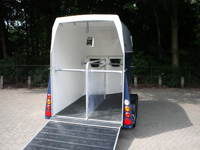Thiel Compact Paardentrailer