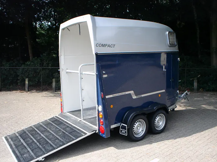 Thiel Compact Paardentrailer