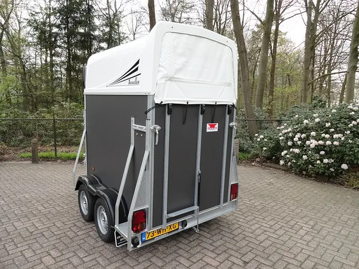Weijer Traveller Paardentrailer