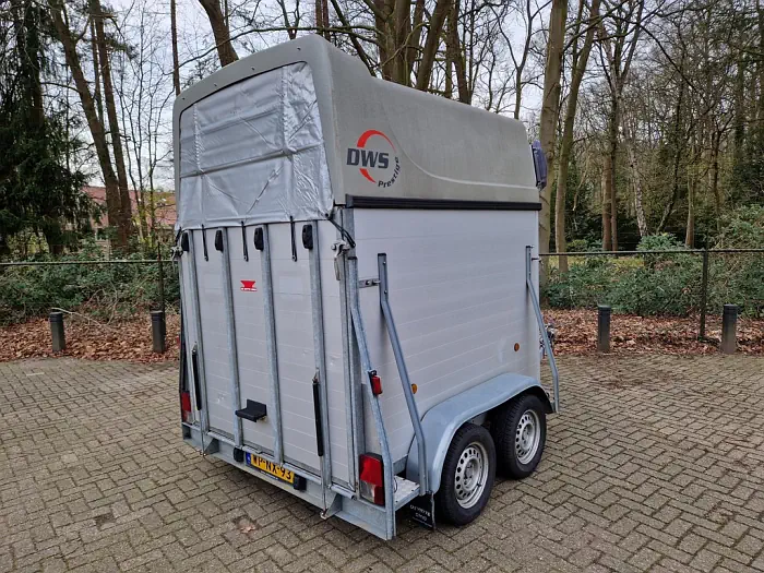 DWS Prestige 2 paards aluminium trailer met zadelkamer