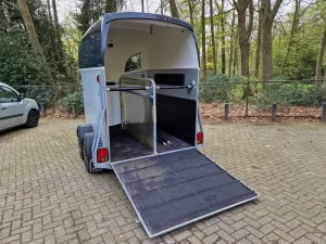 Bockmann Champion 2 paards aluminium trailer met zadelkamer en veulenrek