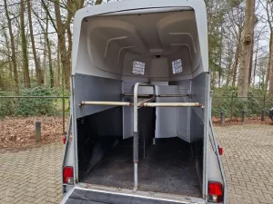 DWS Prestige 2 paards aluminium trailer met zadelkamer