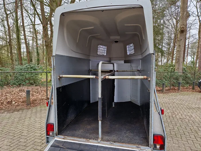 DWS Prestige 2 paards aluminium trailer met zadelkamer