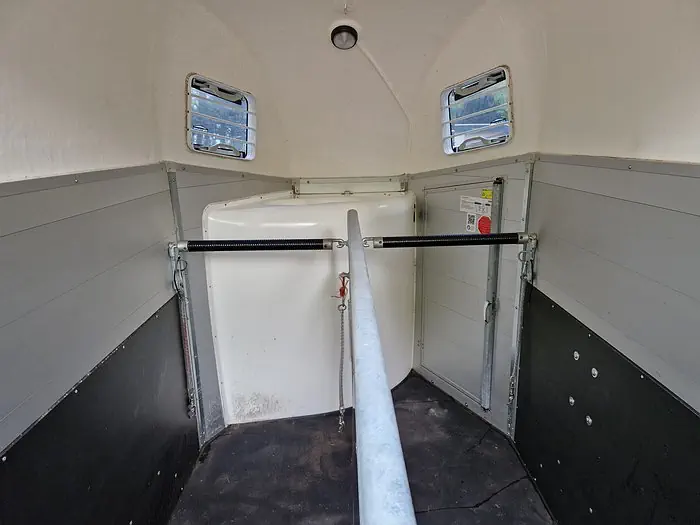 Bockmann Champion 2 paards aluminium trailer met zadelkamer