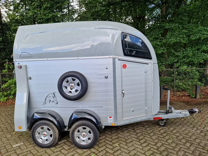 Bockmann Champion 2 paards aluminium trailer met zadelkamer