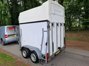 Prestige 2 paards houten opknap trailer
