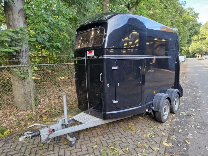 Westfalia Jupiter XL 2 paards trailer met zadelkamer