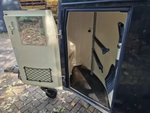 2 paards Bockmann Comfort 2 paards polyester trailer met zadelkamer