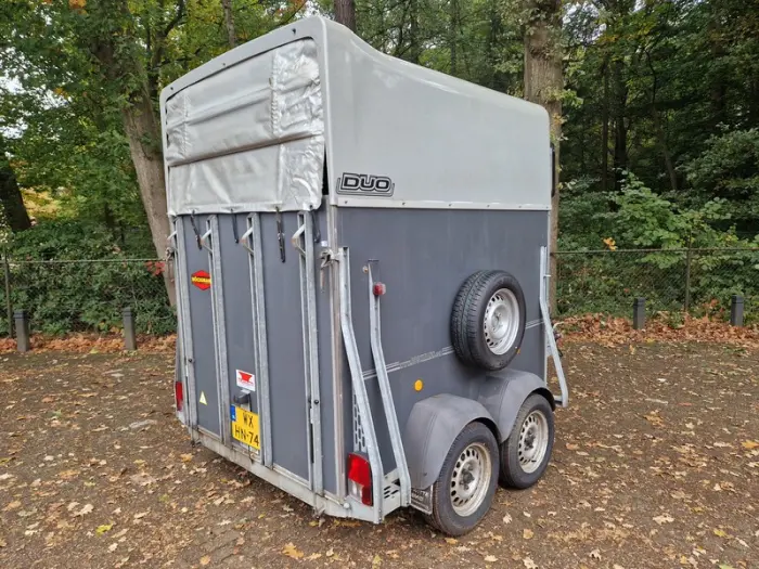 2 paards houten Bockmann Duo trailer
