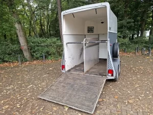 2 paards houten Bockmann Duo trailer