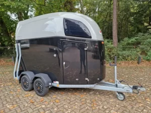 2 paards Bockmann Comfort polyester trailer zwart/zilver met zadelkamer
